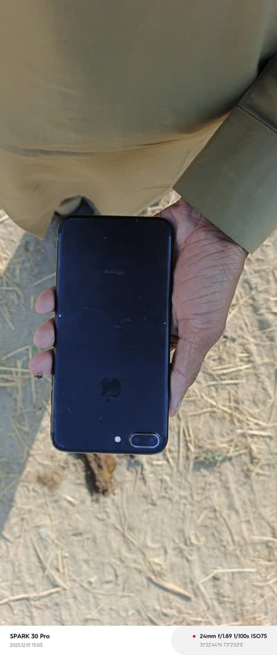 iphone 7plus official PTA approved 128gb condition 9/10