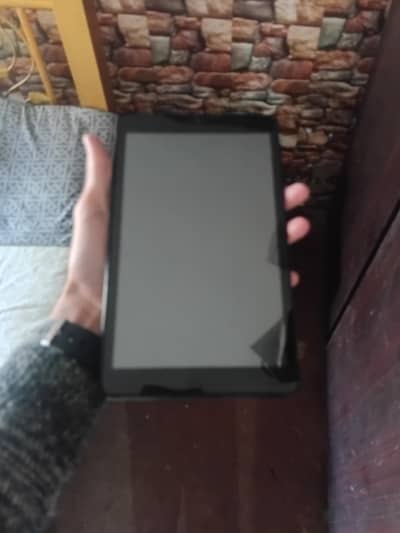 Alcatel 3T 8 inch 2GB RAM and 16 GB ROM + 16 GB external memory