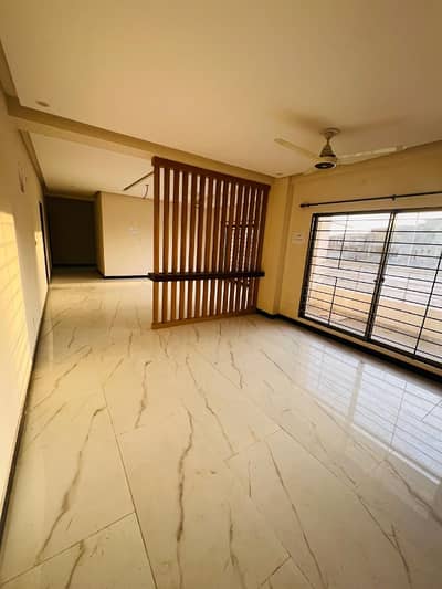 4 Bed DD West Open Flat For Sale Askari 6 West Open 3000 Square Feet