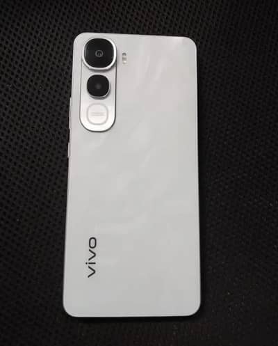 vivo y400 10 month warranty left