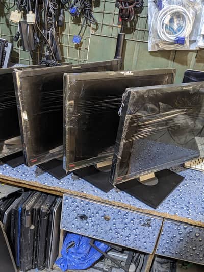 Lenovo 22 inch full hd LCD