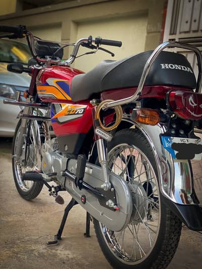 HONDA CD70