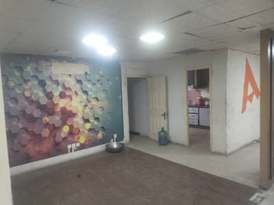 1 building basement and ground Floor fast floor rent demand 100000 Johar town phase 2 restaurant And office
