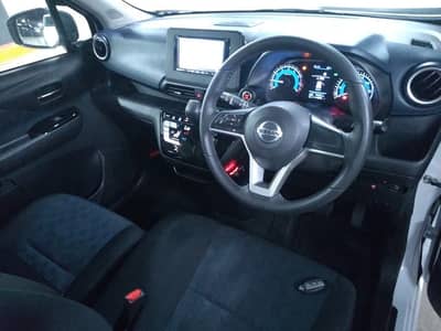 Nissan Dayz Highway Star X S-Hybrid