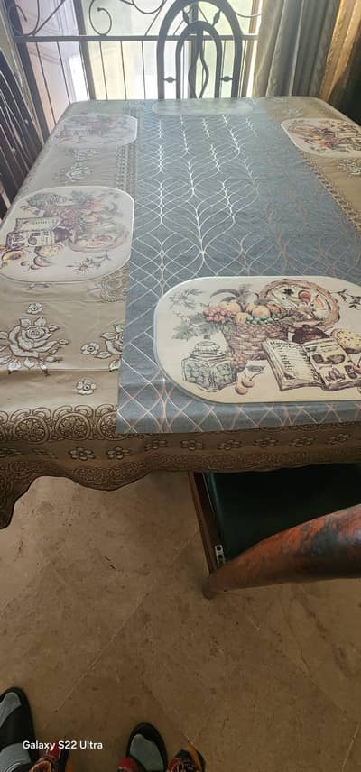 Dining table with Chairs