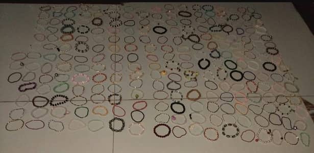 224 peices  of bracelet