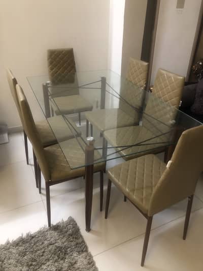 Interwood  New Willa Dining Table with 6 Chairs