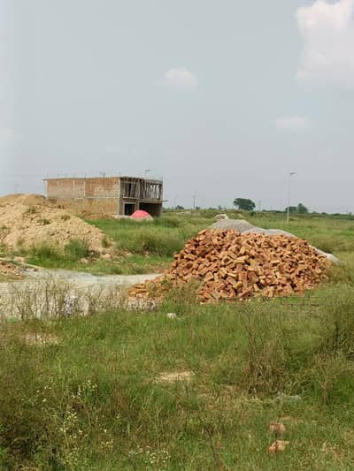 30x60 Plot In G-17/2 All Dues Clear For Sale