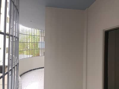 Spacious Flat Is Available In Grey Noor Tower & Shopping Mall For sale