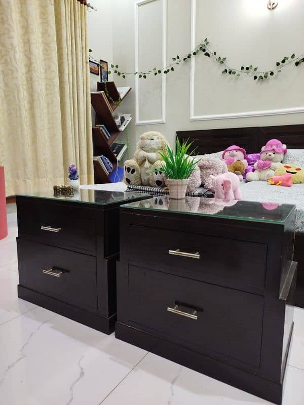 solid wood side tables 0