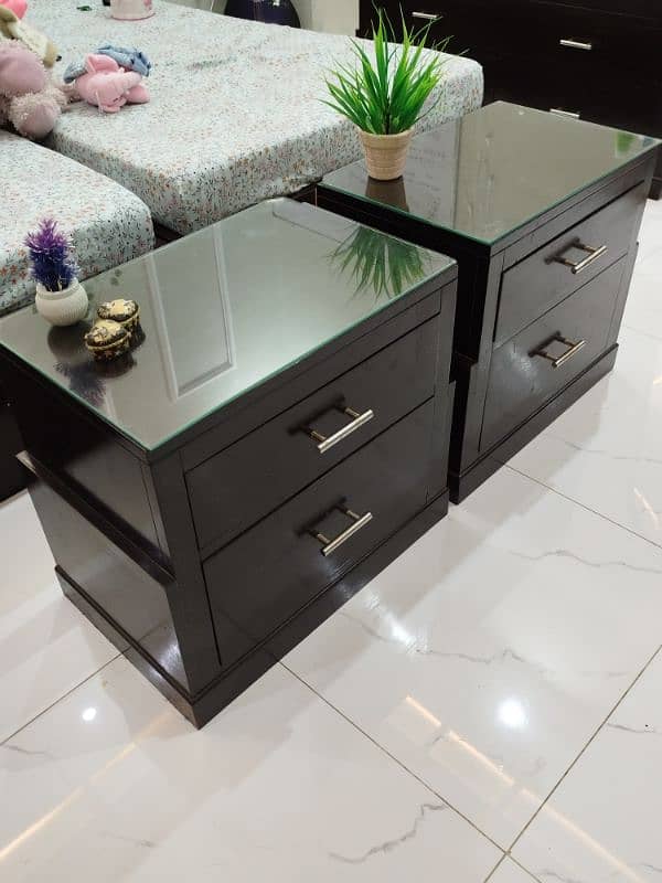 solid wood side tables 2