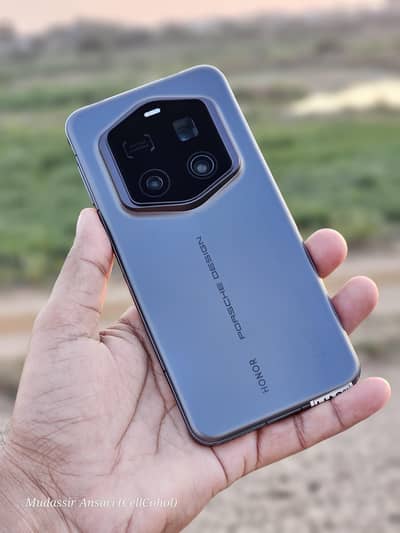 Honor Magic 7 RSR Porsche Design 24 GB 1 TB Global Edition With Box