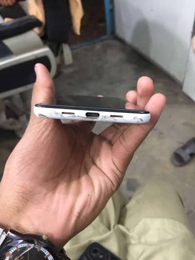 All okay pta approve 10 by 10 condition   back pr koi nishan ni ha ok