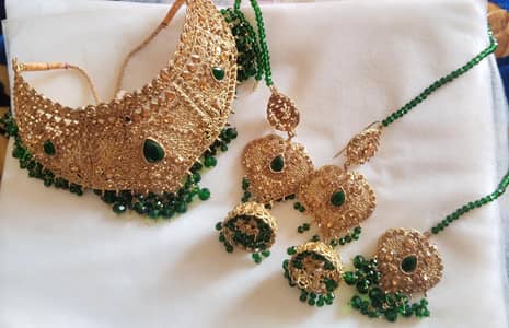 Bridal jewellery set