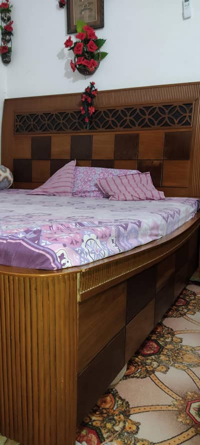 Bed Set / King Size bed