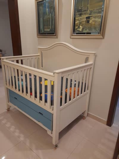 Wooden Baby Cot for Sale