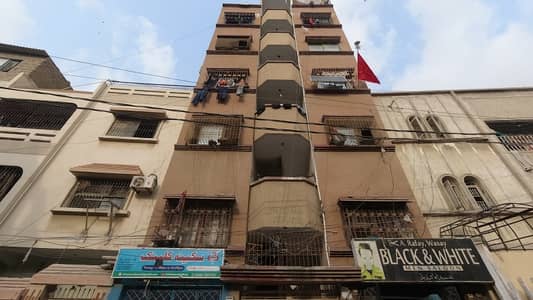 Book Prime Location Upper Portion Today In Liaquatabad - Block 5