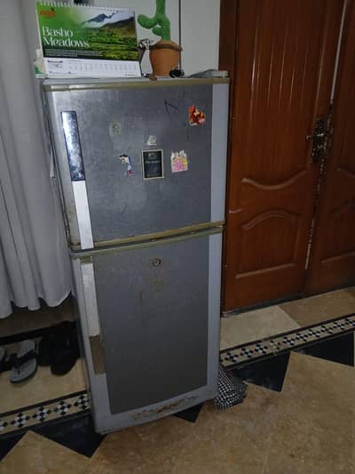 dawlance fridge 100% okey proper  in working with reasonable price