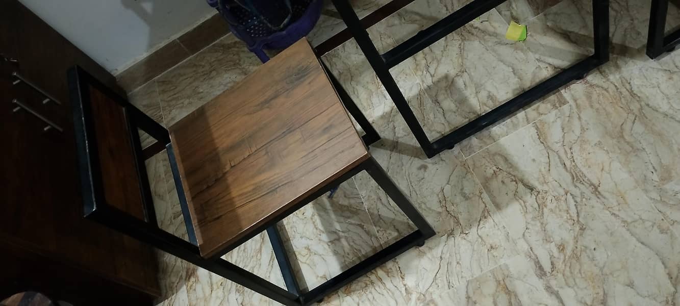 Center table and dining table 2