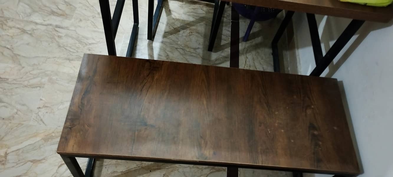 Center table and dining table 3