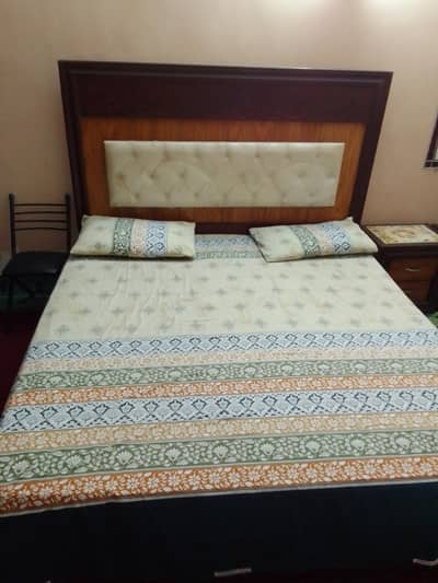 Bed side table and mattress