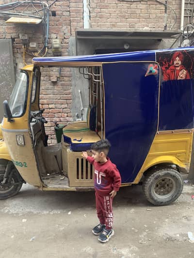 Auto rikhaw sale