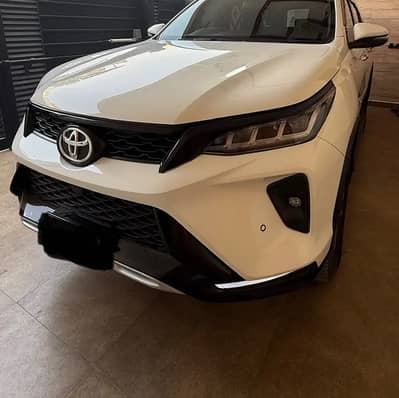 Toyota Fortuner Legender 2022