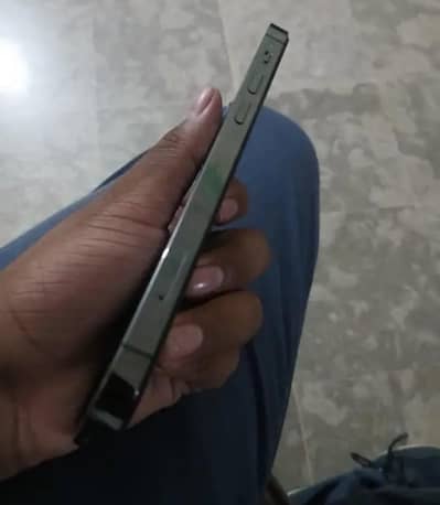 the mobile is in mint condition