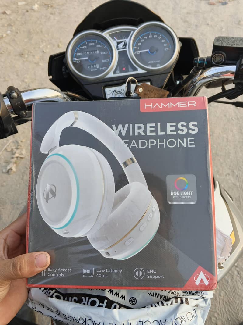 Audionic Headphones 5