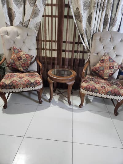 beautiful High chairs with table