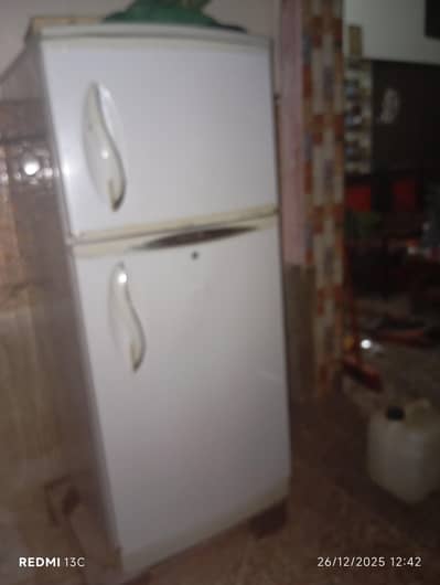 waves medium size refrigerator white colour