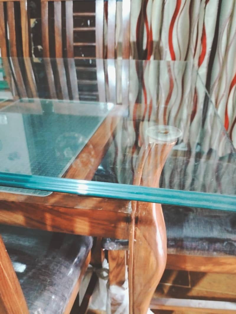 dining table 6 seaters 4