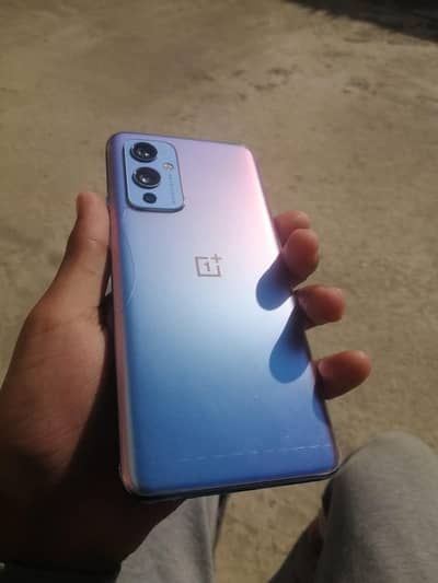 one plus 9 5g Non PTA (exchange with iphone 13pro or iphone 14