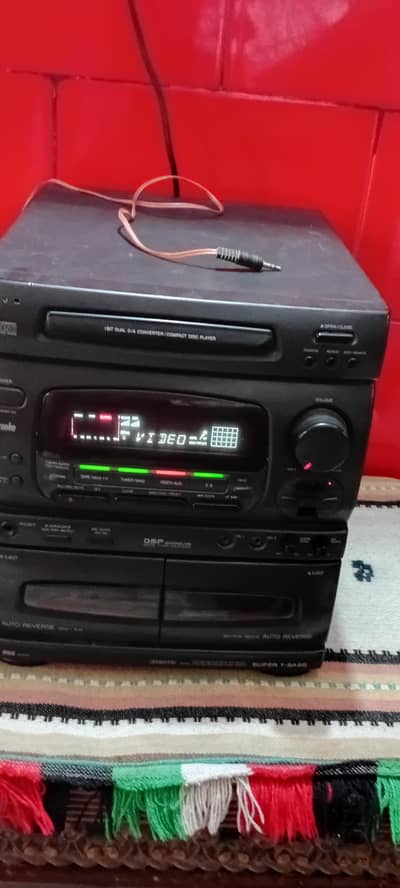 aIwa Aux casete & CD player very good condition No foult  Ok