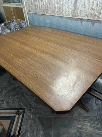 6 sitter Dinning Table with 6 chairs