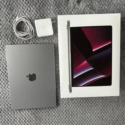 Apple Macbook Pro M2 Chip 2022