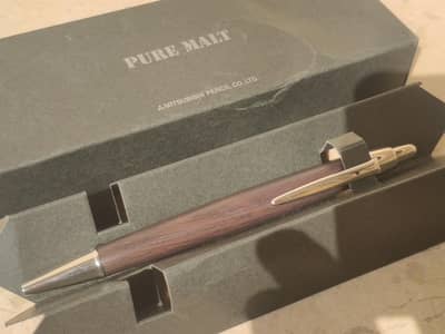 Mitsubishi Uni Puremalt Ball Pen 0.7mm