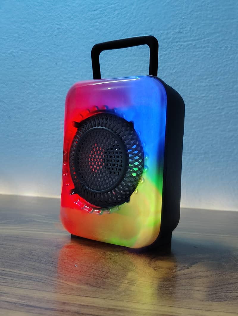 BLUETOOTH SPEAKER 1