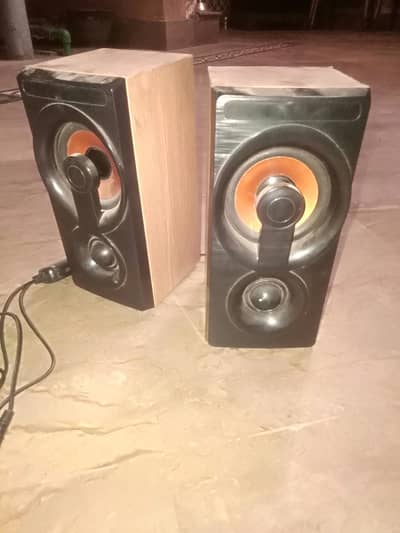speakers