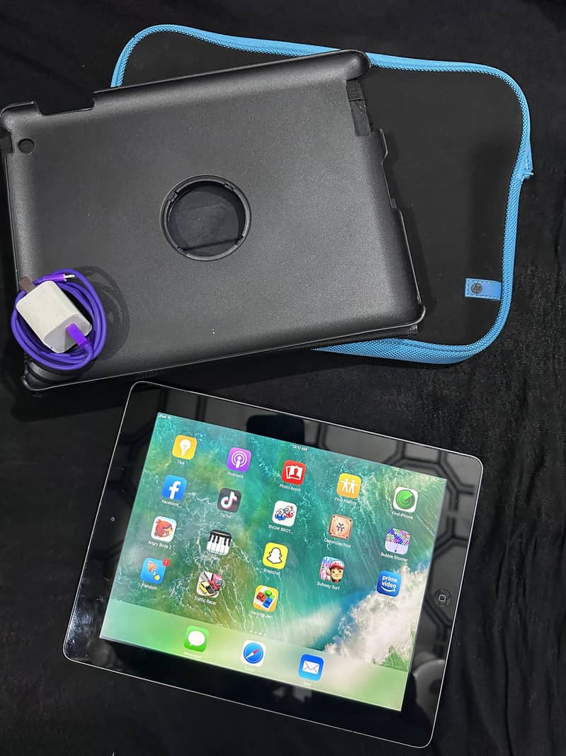 iPad model MD510B/A 10