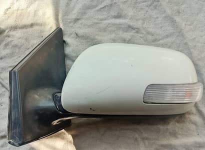 2010 ; 2006 Corolla retractable side mirror