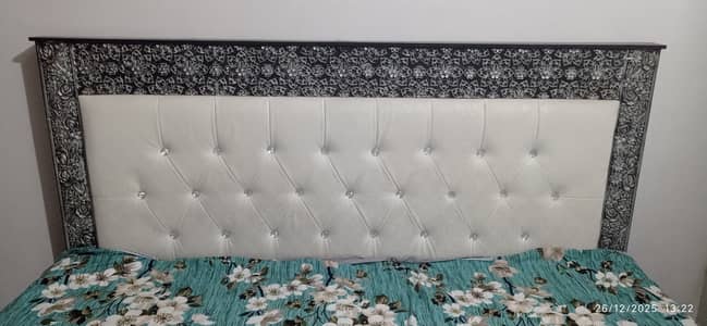 Urgent sale of King size bed with side table