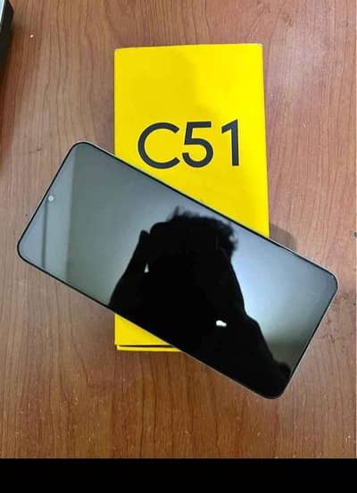 realme c51 4+8 ram 128 memory
