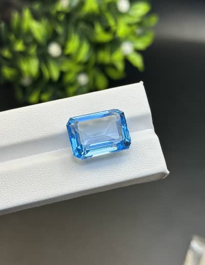 Natural Swiss blue Topaz  Stone weight  : 31.8 cara