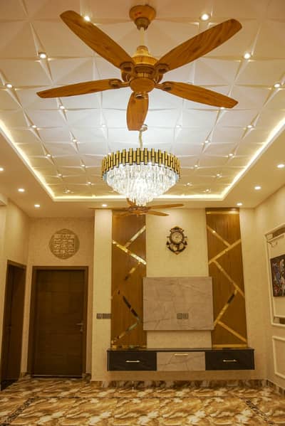 5 Marla Independent Upper-Lock Lower Portion for Rent Johar Town R3 Block | 1 Bed.