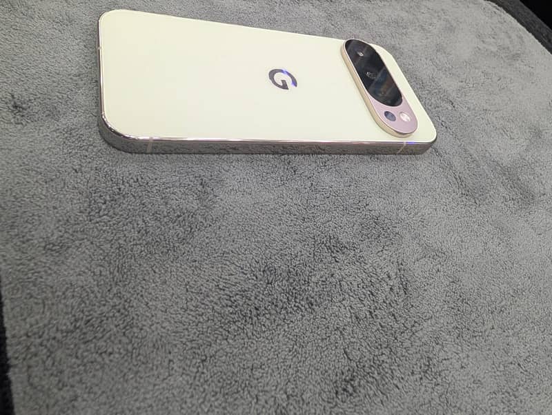 Google Pixel 10 Pro 8