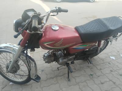 bike ma koi masla ni ha . Jo Bhai la ga bike os ka name pr ho ge. .