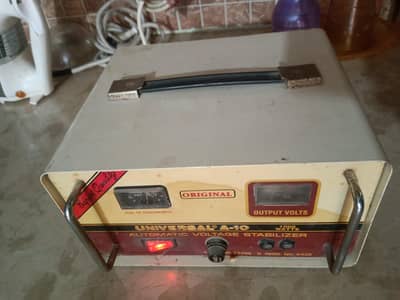 Stabilizer Universal