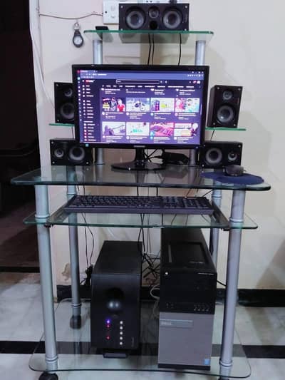 Glass computer table