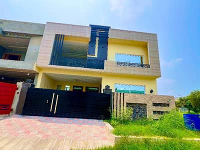10 MARLA NEW HOUSE FOR SALE F-17 ISLAMABAD ALL FACILITY AVAILABLE CDA PPROVED SECTOR
